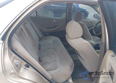 2000 Honda Accord 2.3 Se z USA, uszkodzony, nr VIN 1HGCG5678YA048587